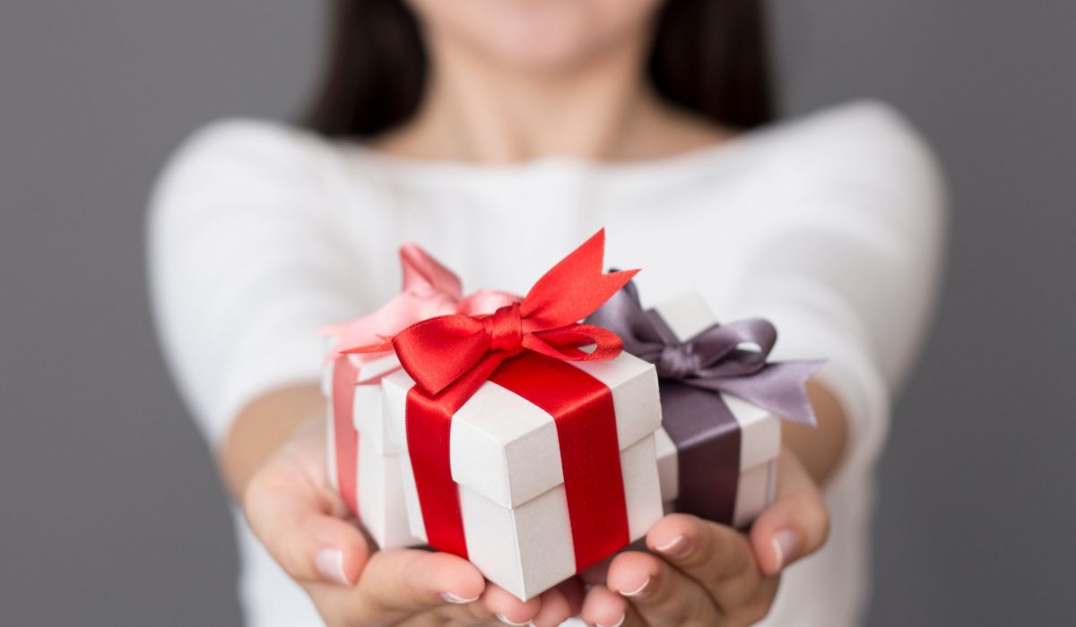 The Art Of Gift-Giving: Matching Thoughtful Gifts To Every Personality